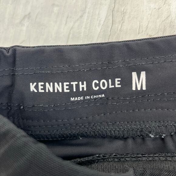 Kenneth Cole Black Lightweight Water Repellent 4 Way Stretch 9" Shorts Medium - Picture 5 of 12